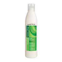 Шампунь для вьющихся волос/Total results curl boucles shampoo